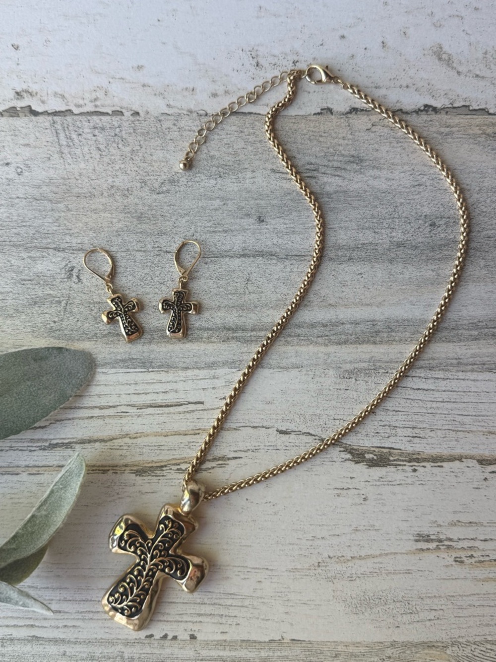 Vintage Gold Tone Filigree & Enamel Cross Necklace and Earring Set